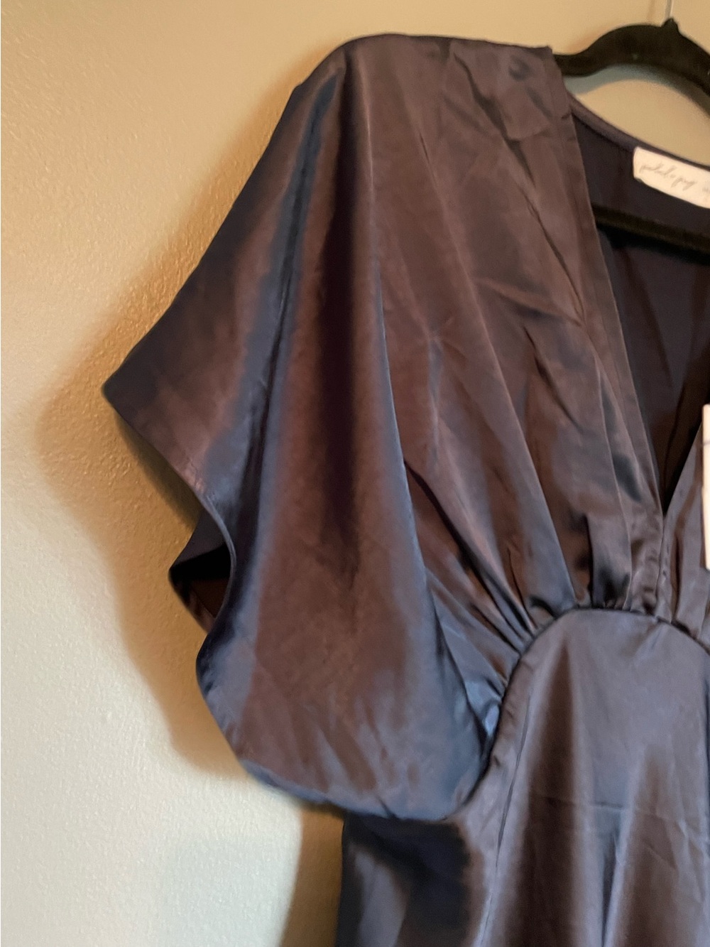 NWT Petal & Pup Sz Medium Navy Blue Ricki Dolman Sleeve Satin Maxi Dress Ret $99 - Picture 6 of 14
